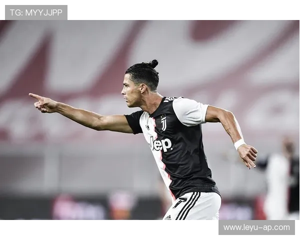 尤文弧顶远射惊艳，迪巴拉一脚劲射入网